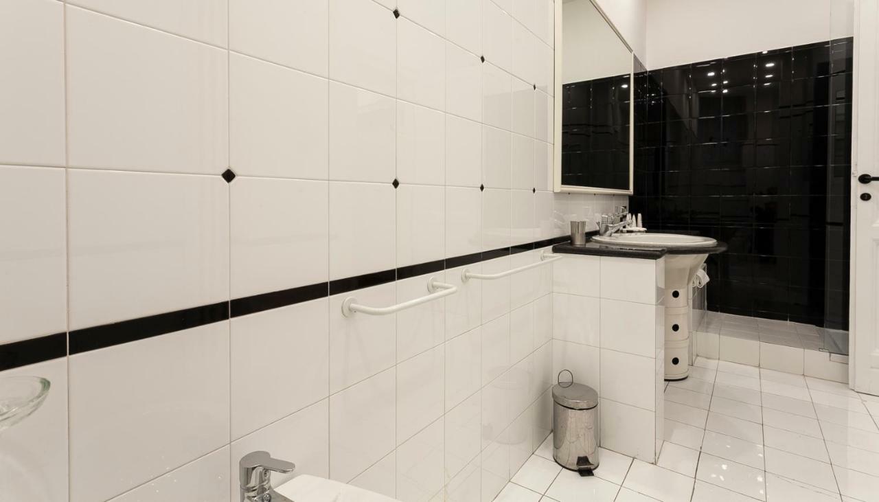 Italianway-Urbano III Appartement Milaan Buitenkant foto